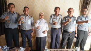 Kakanwil Sulbar dan Ketua DPRD 2 Kakanwil Kemenkumham Sulawesi Barat, Parlindungan saat bertemu dengan ketua DPRD Sulawesi Barat (dok. Istimewa)