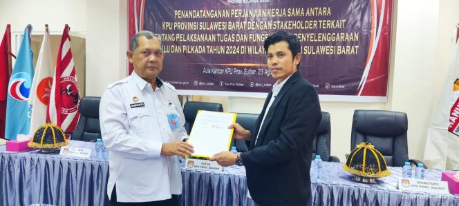 
 Kemenkumham Sulawesi Barat teken kerja sama dengan KPU Provinsi Sulawesi Barat (dok. Istimewa)