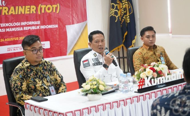 
					Kanwil Kemenkumham Maluku Utara gandeng Pusdatin untuk lakukan supervisi layanan (dok. istimewa)