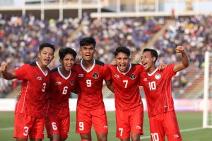 Muhammad Ramadhan Sananta (nomor 9) saat berselebrasi bersama dengan rekan-rekannya di Timnas U-22 (dok. pssi.org)