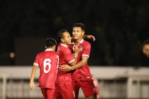 Para pemain Timnas Indonesia U-22 berselebrasi setelah mencetak gol (pssi.org)