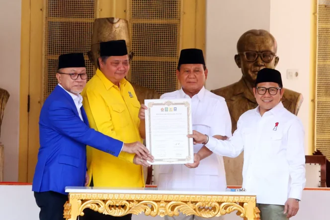 
					Partai Golkar, PAN, dan PKB berikan dukungan untuk Prabowo