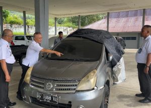 Tim Pendampingan Kemenkumham Maluku Utara saat melakukan pemantauan terhadap barang sitaan dan rampasan negara (dok. istimewa)