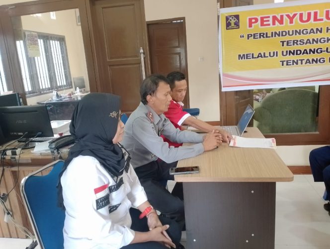 
					Kanwil Kemenkumham Sulawesi Barat lakukan penyuluhan hukum (dok. istimewa)