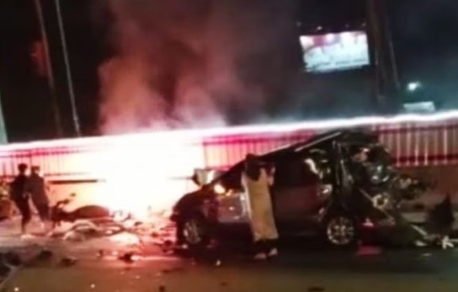 
					Kecelakaan Maut di Exit Tol Bawen Semarang