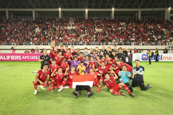 
					Para pemain Timnas Indonesia merayakan kelolosan mereka ke Piala Asia U-23 (dok. pssi)