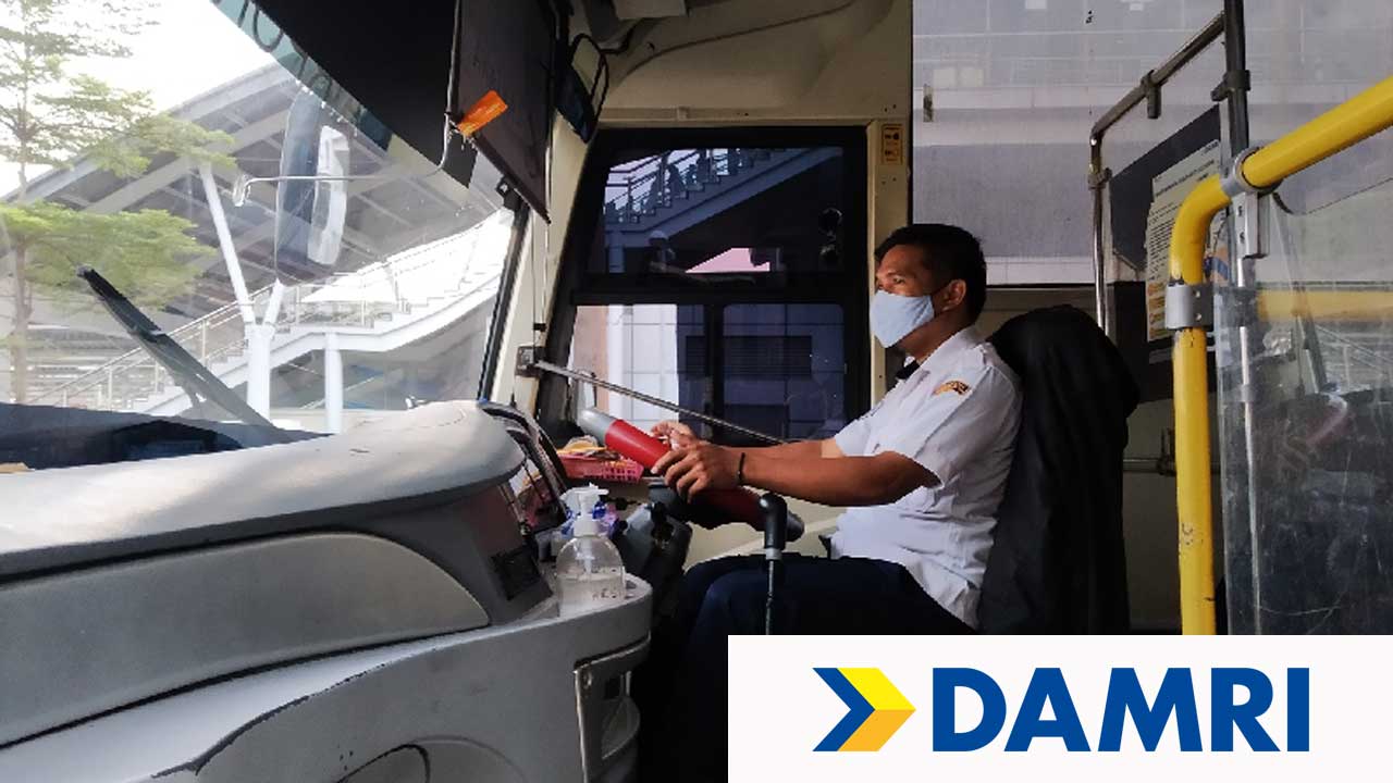 Driver Bus DAMRI